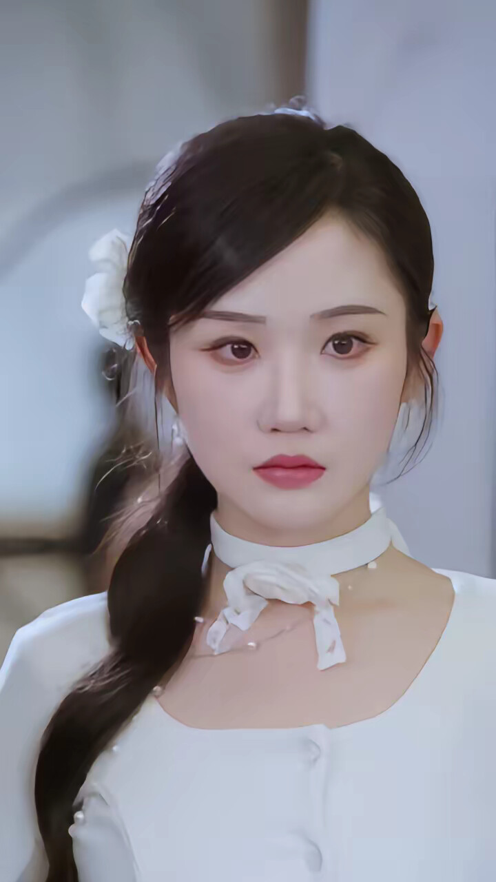 《他是神明奔我而来》剧照