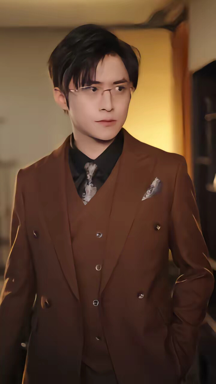 《寒门状元，竟是落难千金》剧照