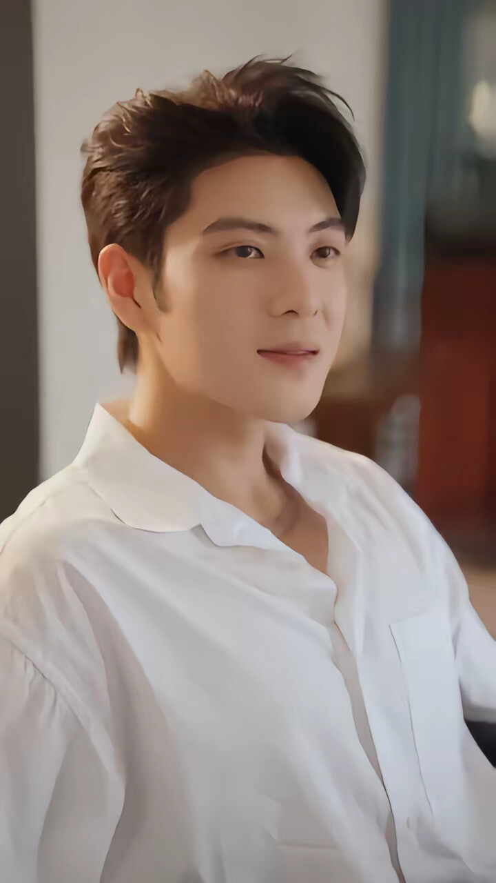 《她璀璨如炬》剧照