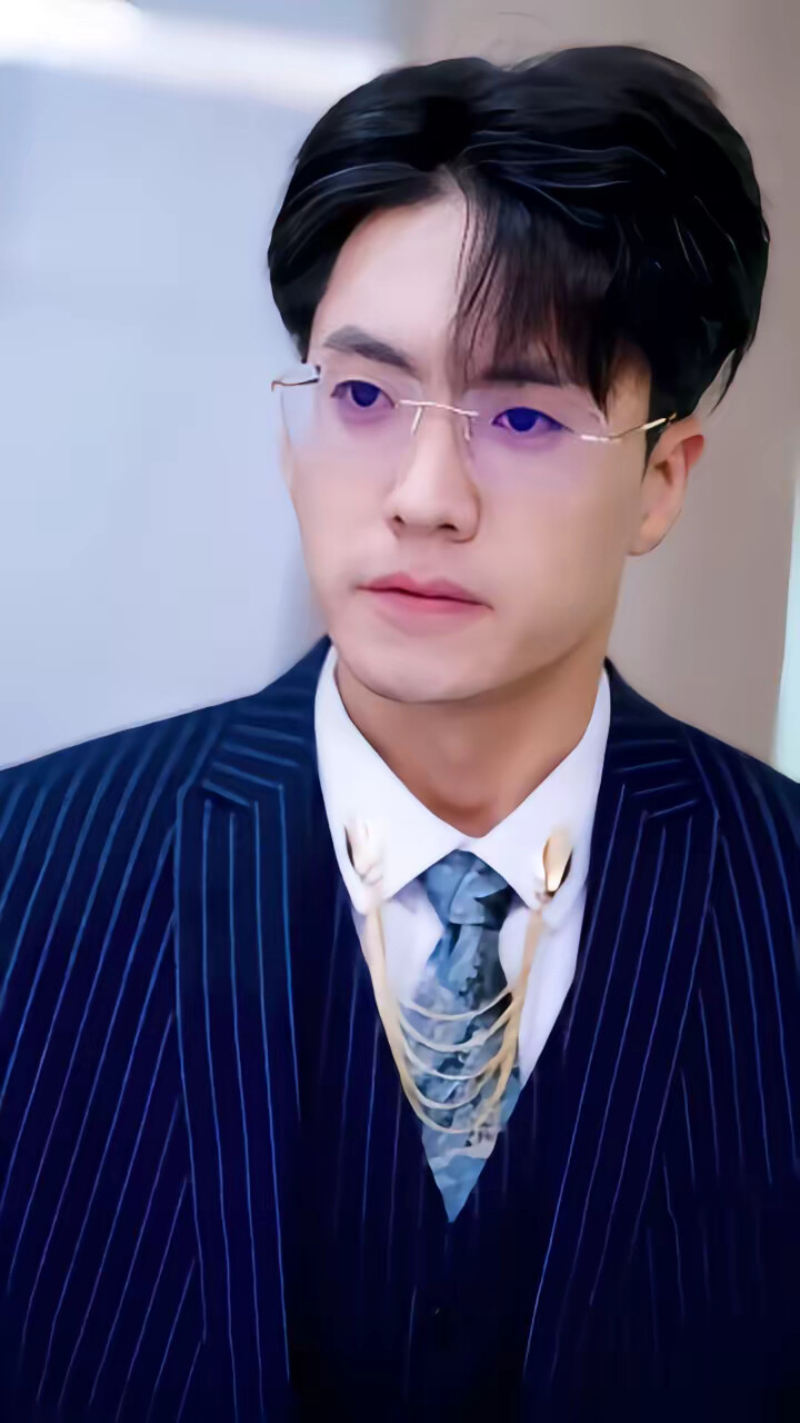 《回国后飒爽妈咪一路虐渣》剧照