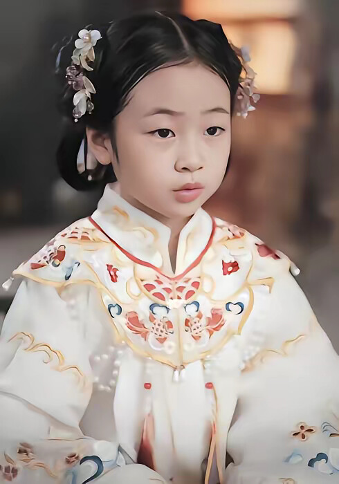 《请旨和离，嫁侯门世子养崽逆袭》剧照