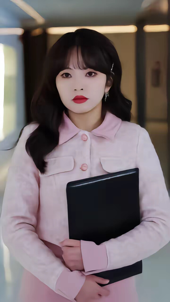 《千金归来阮小姐她又美又飒》剧照