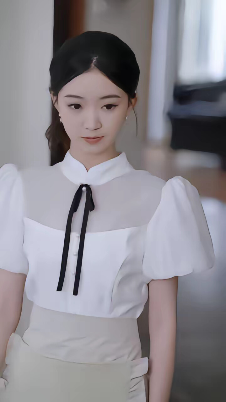 《月是玫瑰沉沦时》剧照