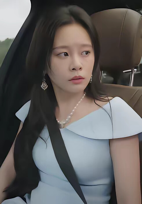 《灵泉觉醒，我变全村财神爷》剧照