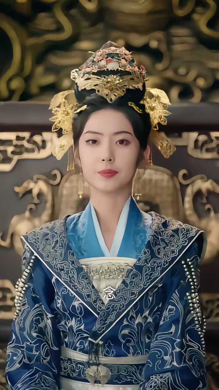 《抓个女帝去打工》剧照