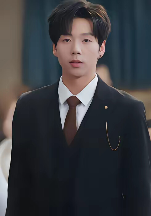 《带刺的野玫瑰》剧照