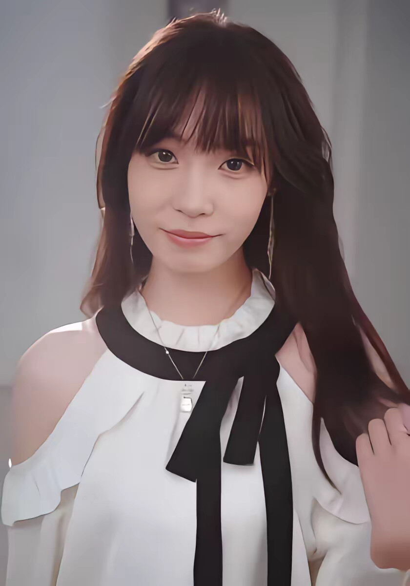 《开局直播毒鸡汤，差点笑死观众》剧照