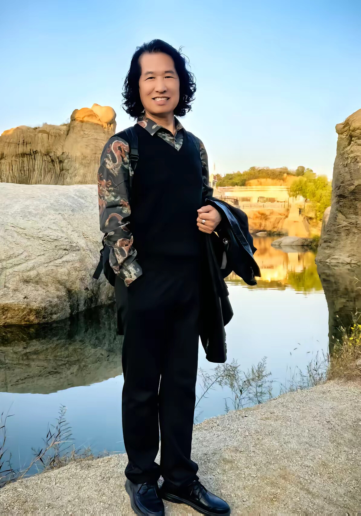 《山村喜事》剧照