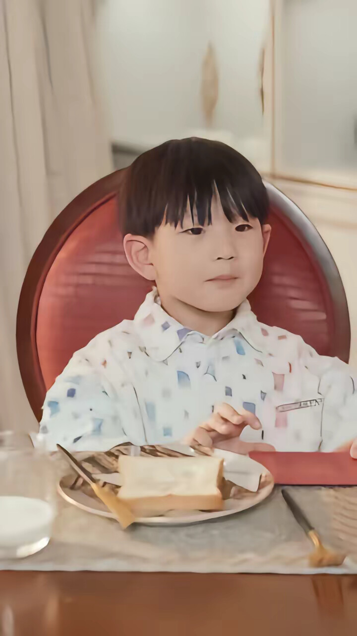 《商总别装了，夫人是隐藏大佬》剧照