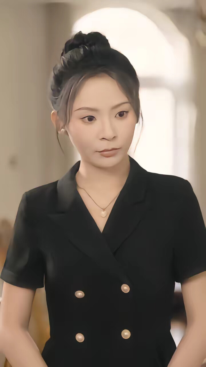 《小小顾总 ，拿捏》剧照