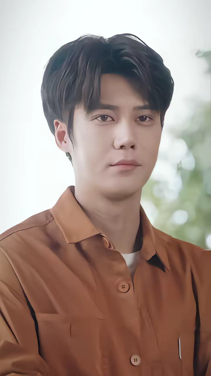 《资助的贫困生把我别墅卖了》剧照