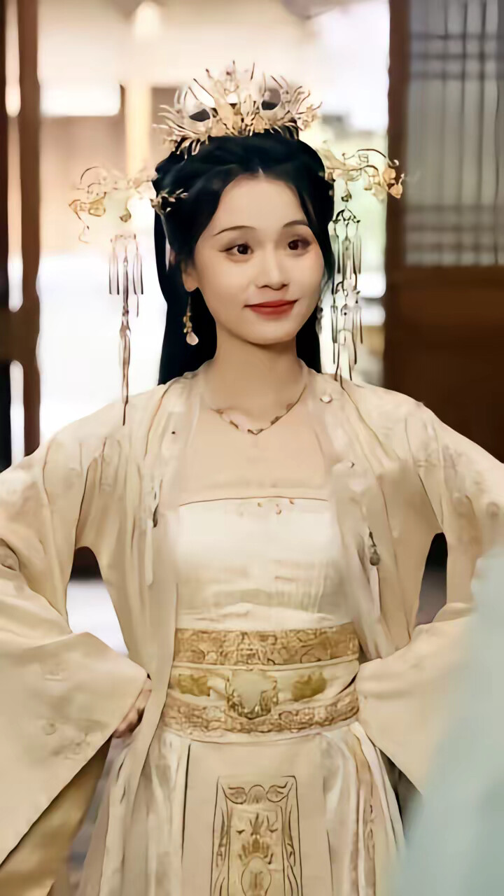 《全府偷听仙尊心声，养子大祸临头》剧照