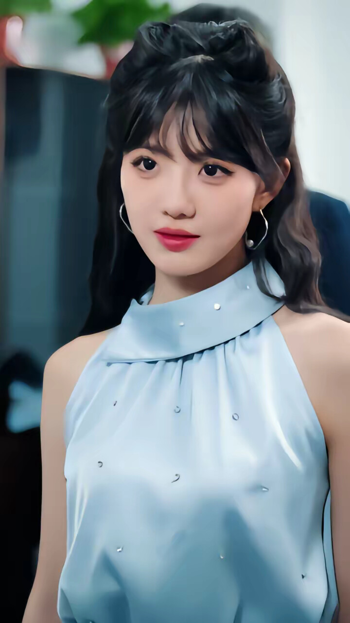 《甘愿臣服》剧照