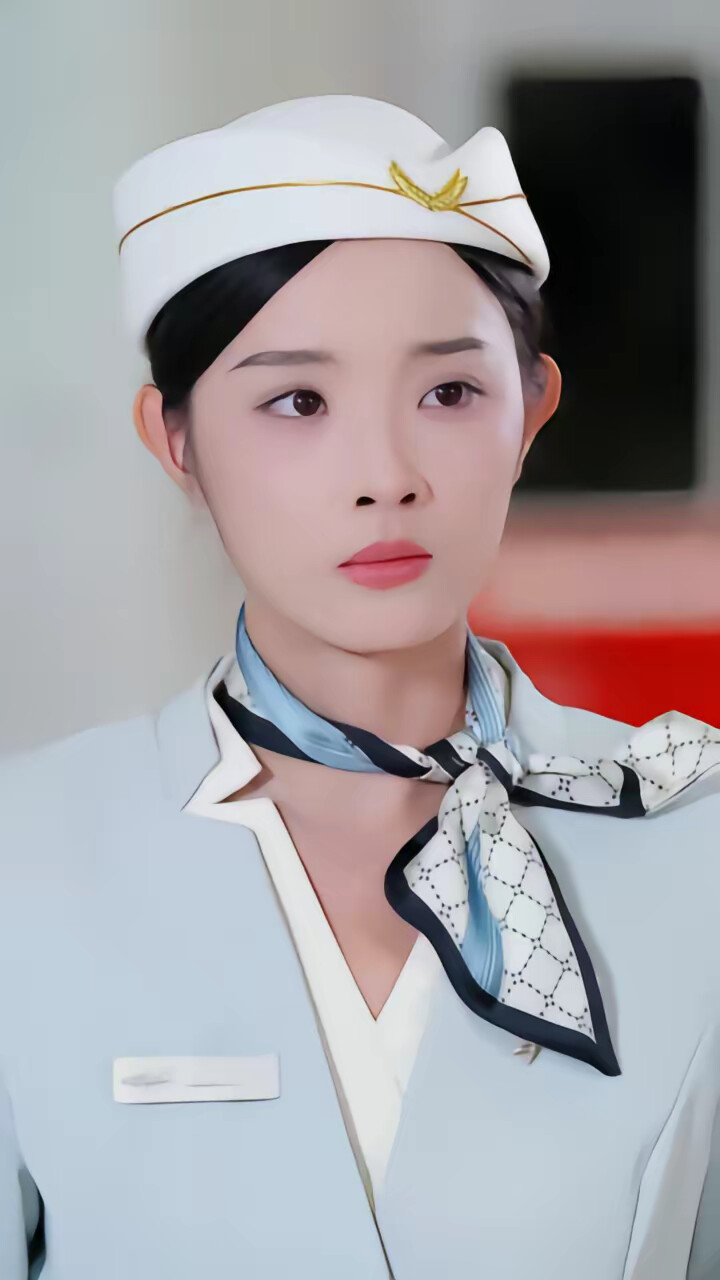 《云端玫瑰刺》剧照