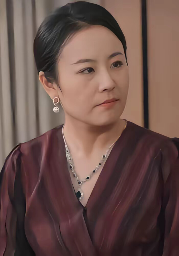 《节目直播中，我送后妈大惊喜！》剧照