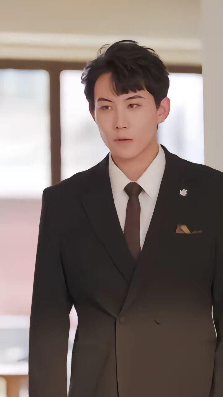 《冤家对头：竹马财迷深深宠》剧照