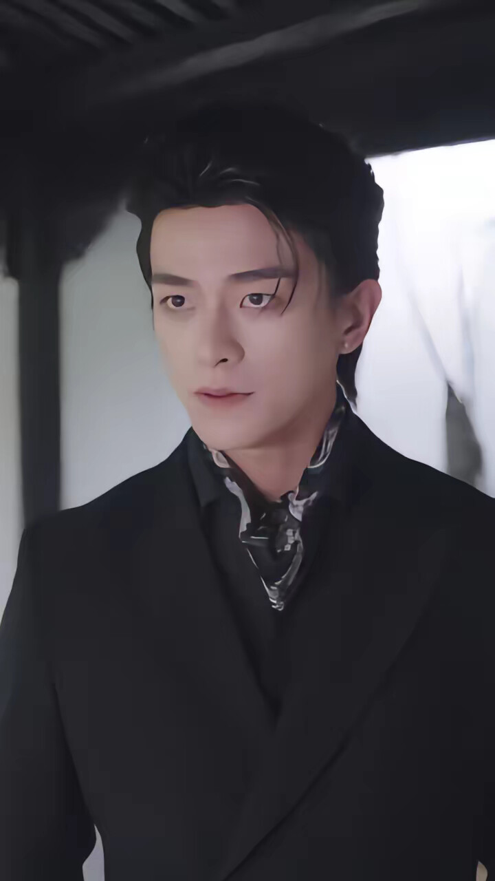 《裙下芬德拉》剧照