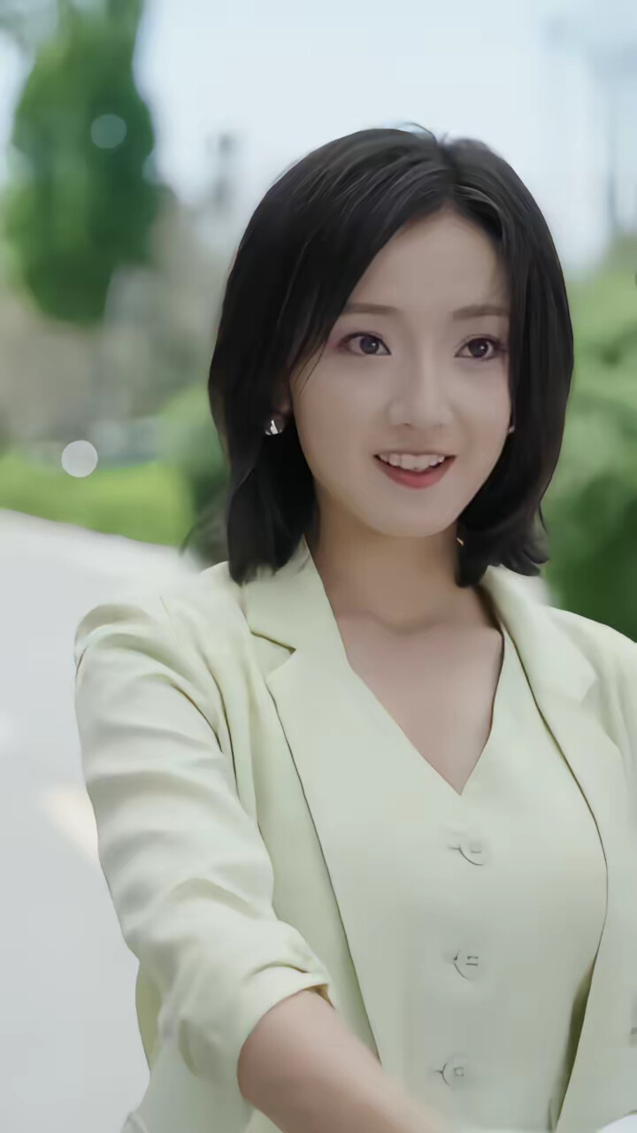 《旧规碎，繁花开》剧照