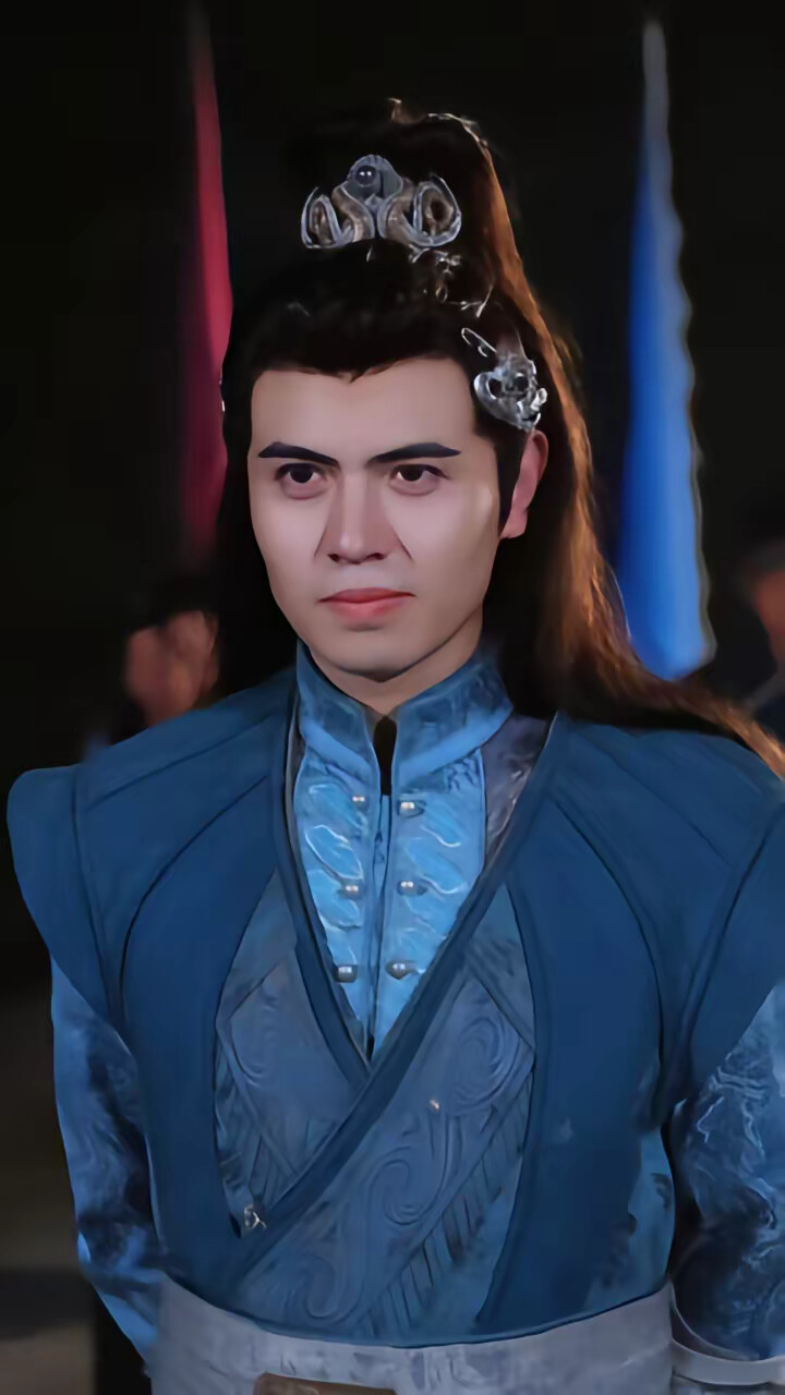 《穿成魔尊后我一心求死》剧照