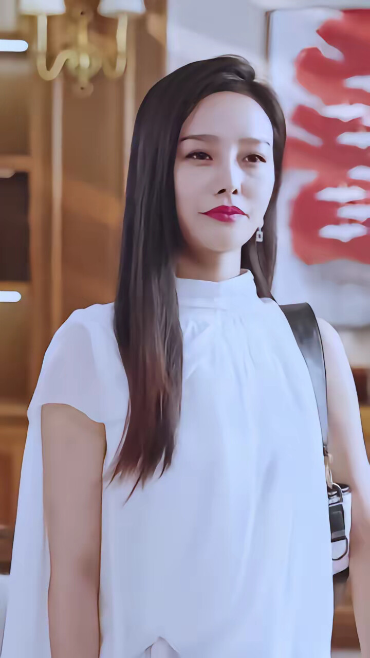 《傅总的替嫁娇妻竟是真千金》剧照