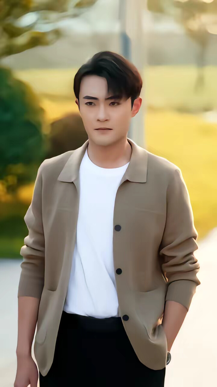 《重生后我凭实力吃软饭》剧照