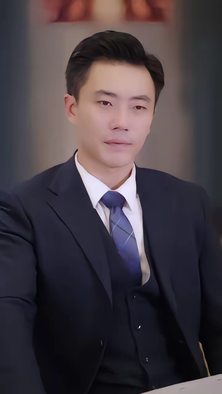 《他发工资，我发收购函》剧照