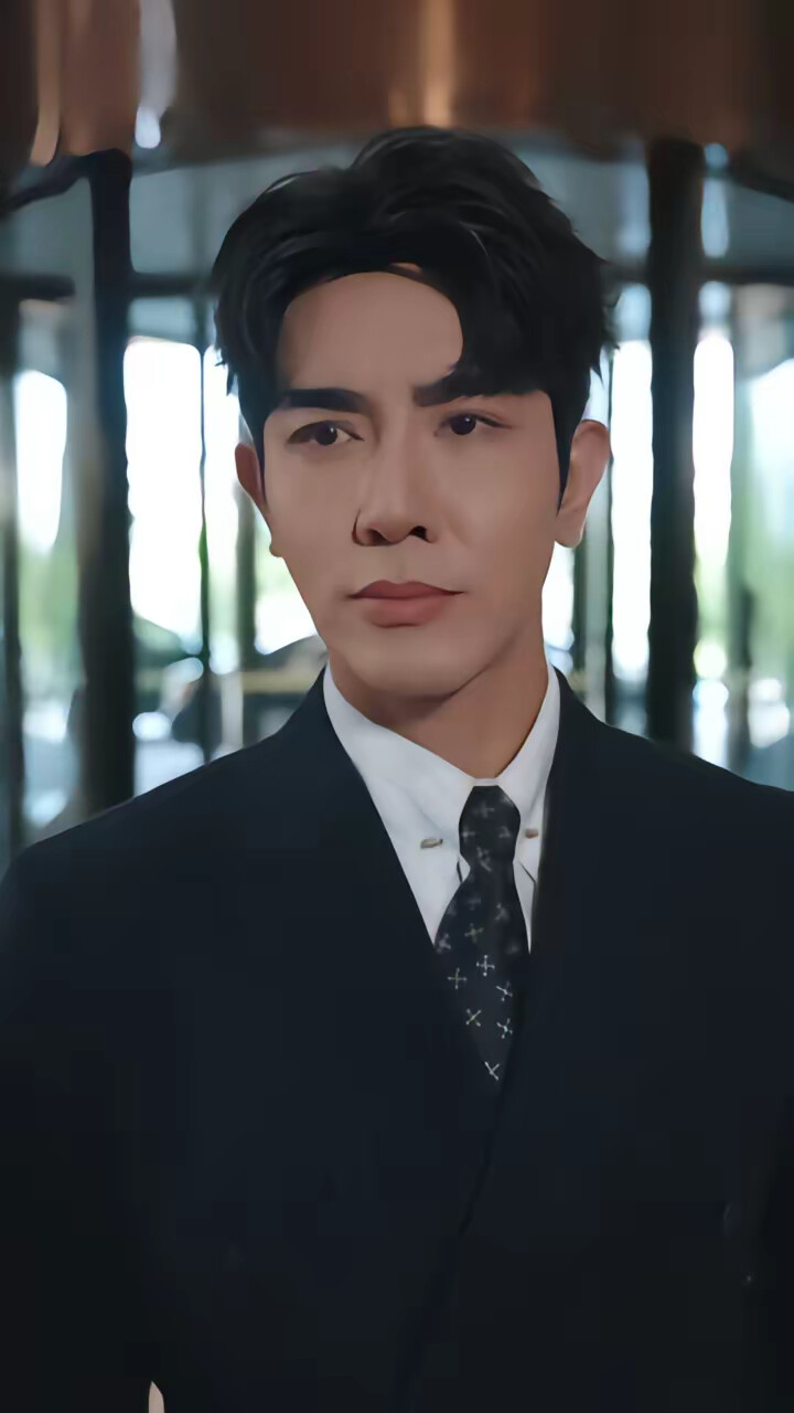 《婚礼当天，大小姐她当场换人》剧照