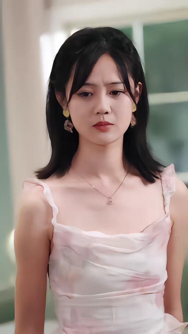 《在家耙耳朵！在外是教父》剧照