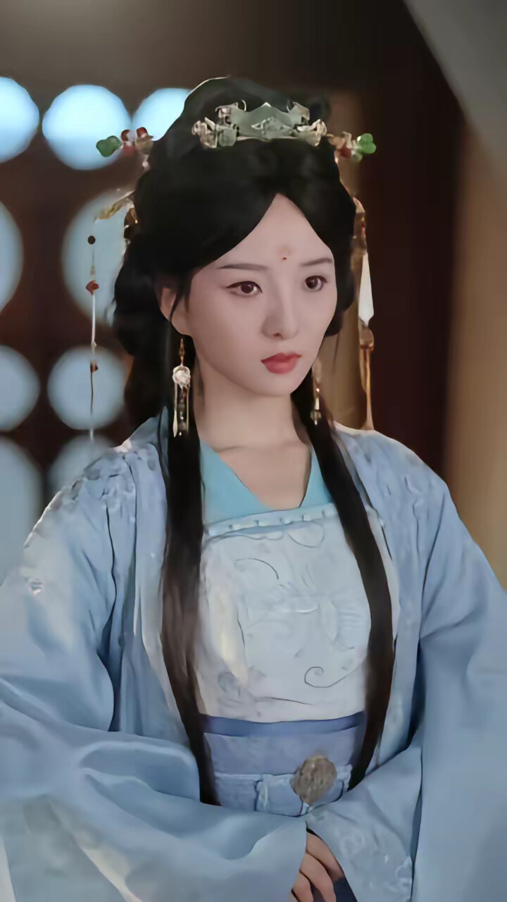 《墨染凤冠烬江山》剧照