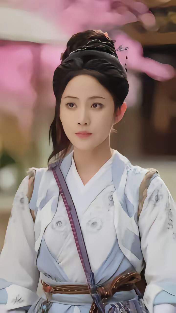 《绝嗣帝王有崽啦！群臣欢呼雀跃》剧照