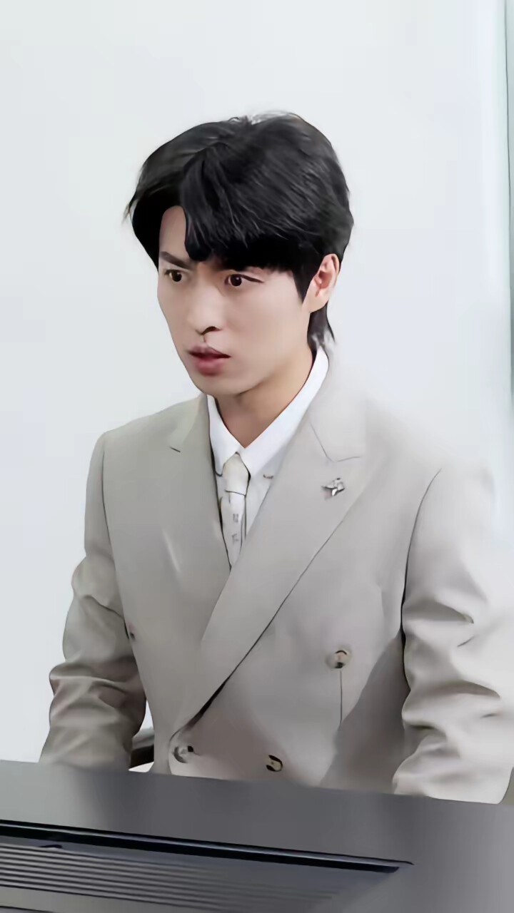 《爱恨铺满来时路》剧照