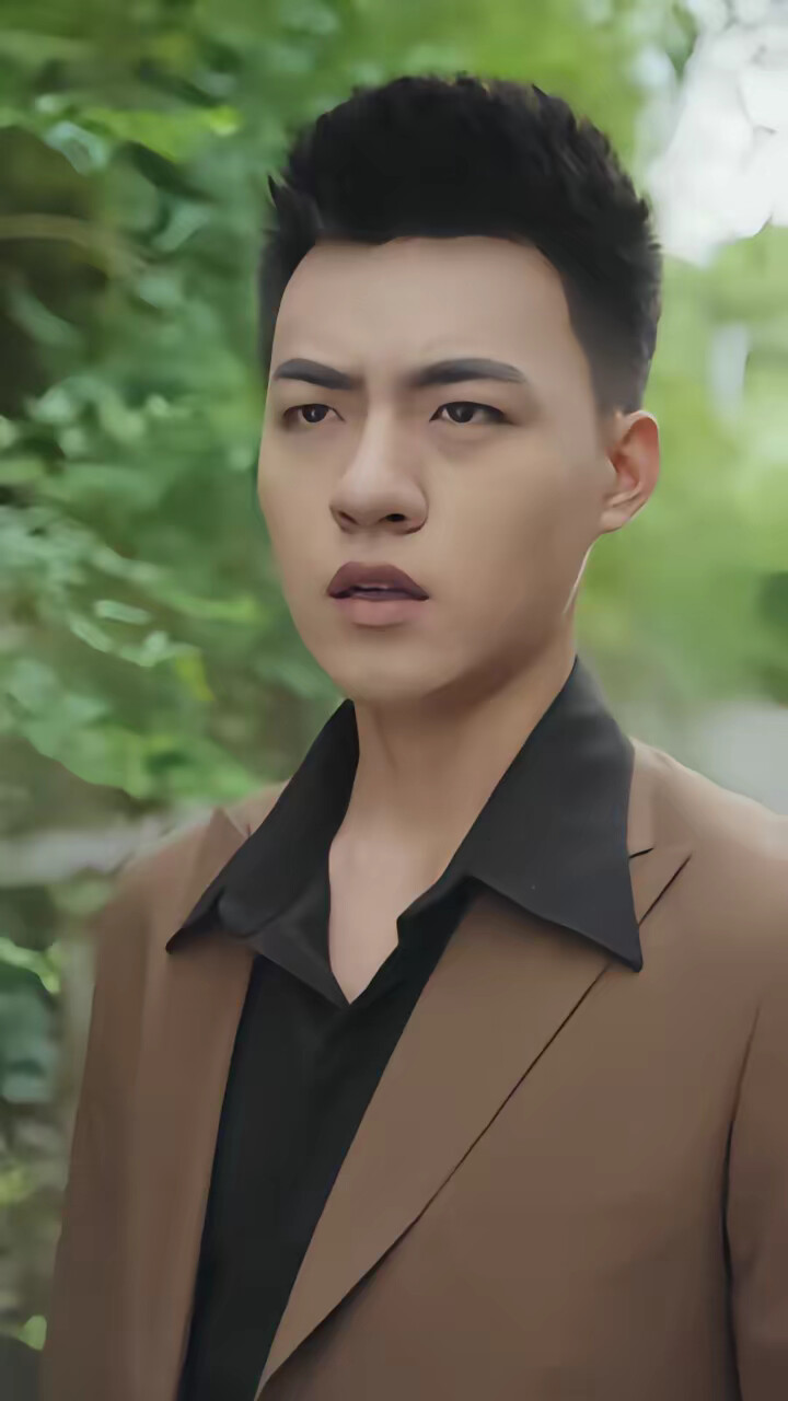 《褪羽时分》剧照