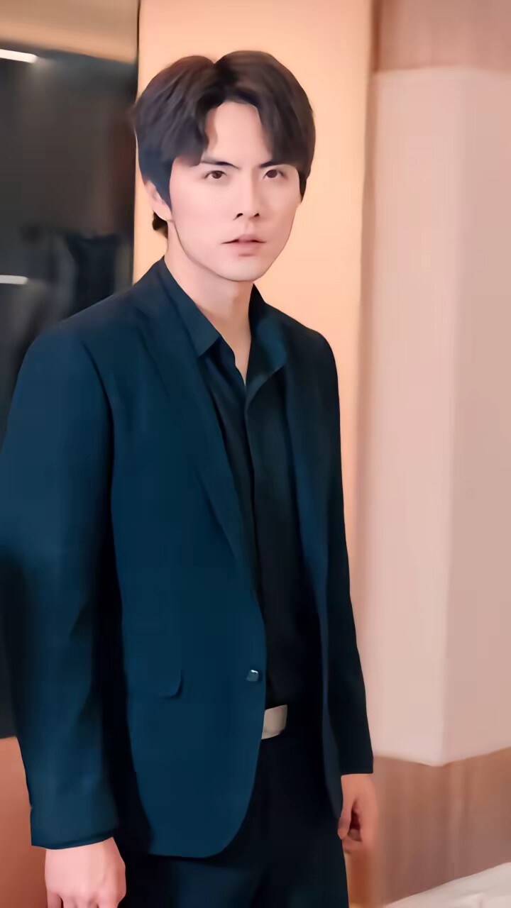 《离婚后重回巅峰》剧照