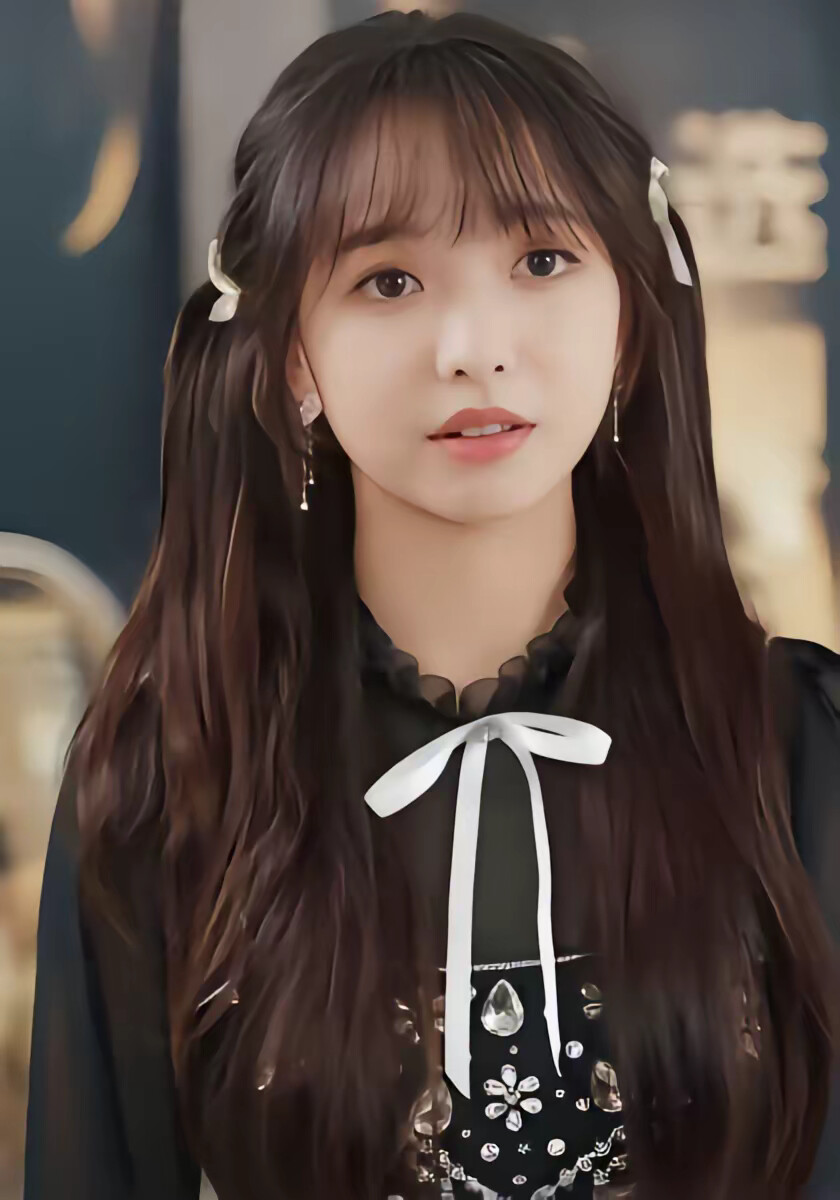 《开局一首天后燃爆全场》剧照