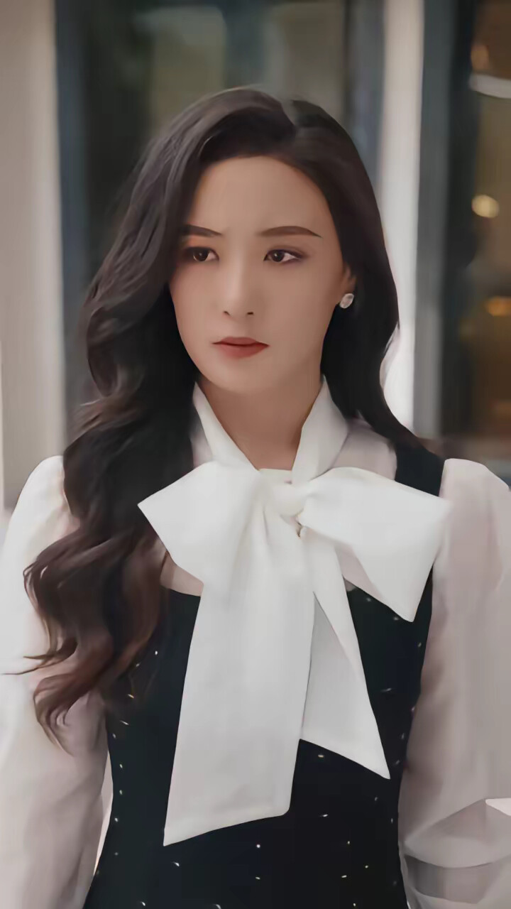 《她璀璨如炬》剧照