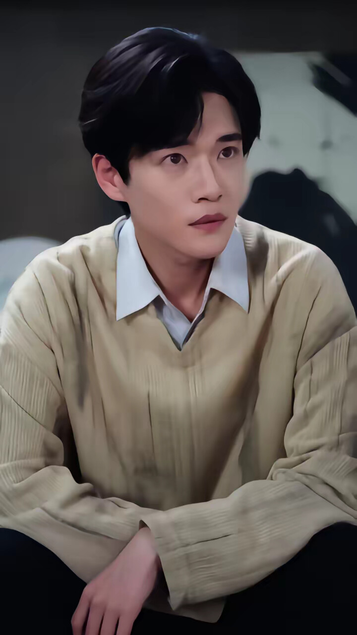 《我靠学人精轻松拿捏校草》剧照