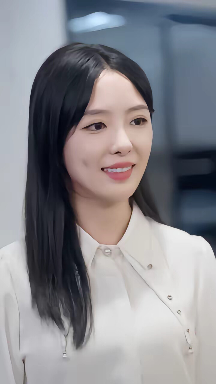 《养娃六年豪门亲爹竟上门求婚》剧照