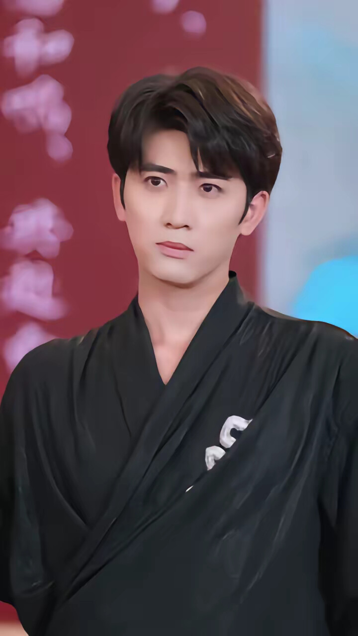 《瞎编的神功，我好像练成了亿点点》剧照