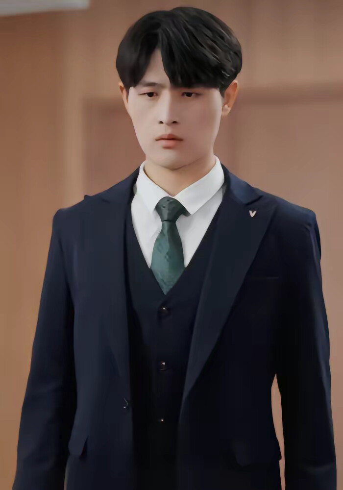 《今夜玫瑰吻你》剧照