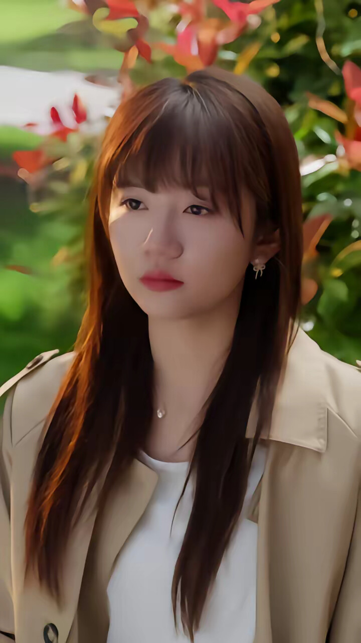 《夏日昭昭》剧照