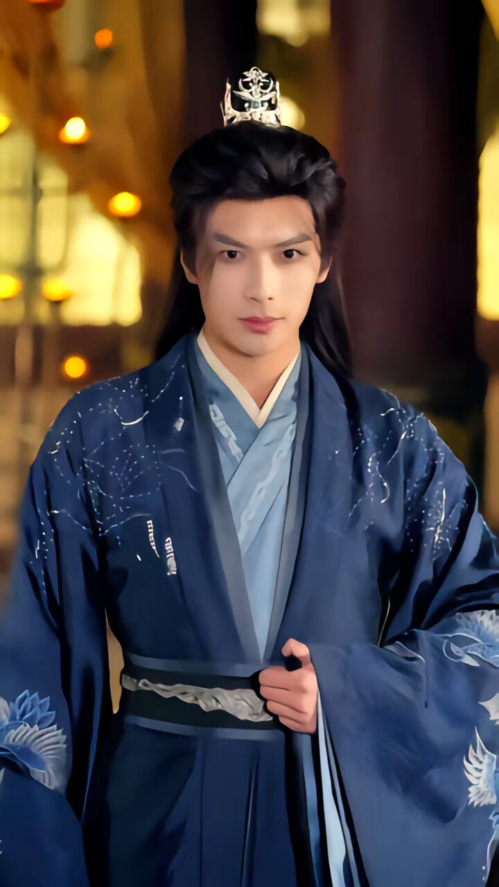 《与君岁安》剧照