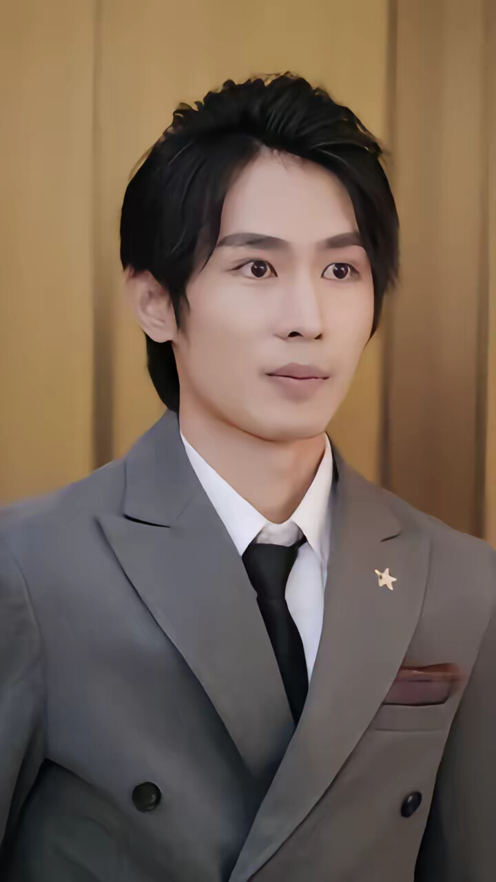 《负重前行第八年》剧照