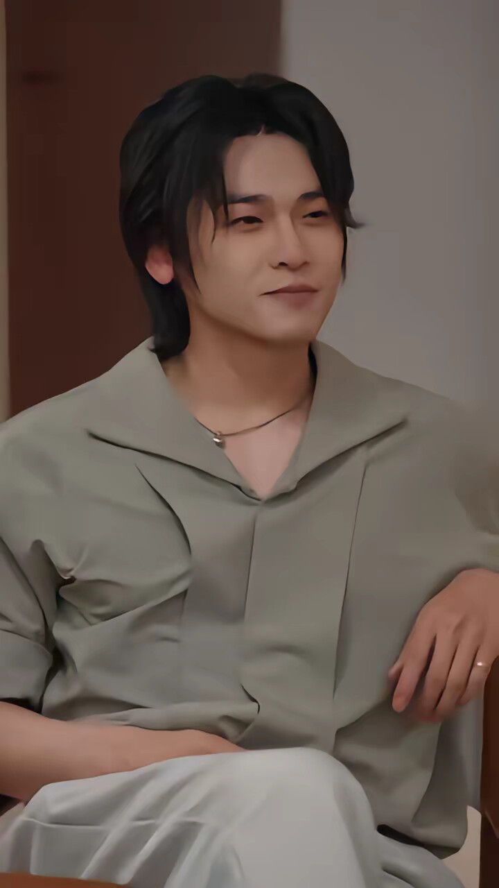 《纯白茉莉》剧照