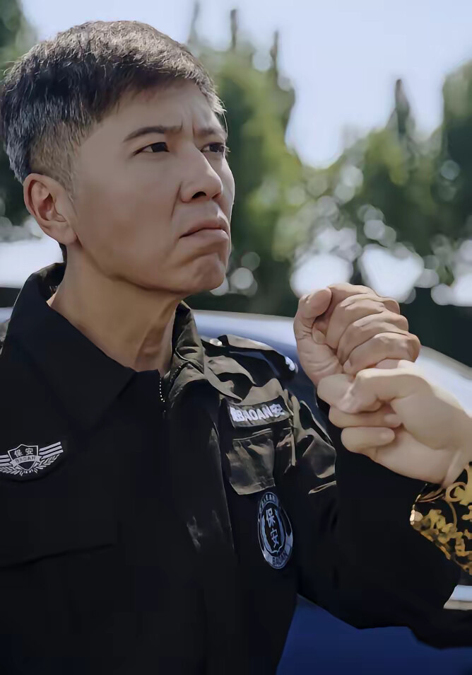 《重生36年前，这一世只为救我爸》剧照