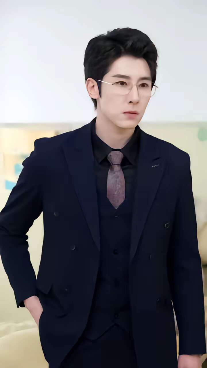 《他的小难哄》剧照