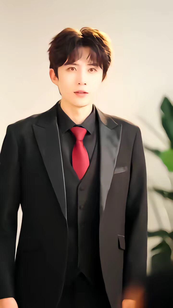 《今夜玫瑰吻你》剧照